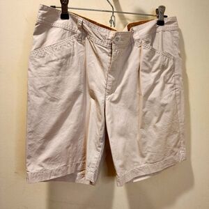 EDDIE BAUER Women's Cream 100% cotton Bermuda short NWT Size 8